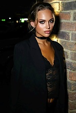 Arina , 22 years old – blonde hair,  hazel eyes from Kyiv, Ukraine - Photo 2011286