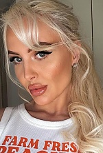 Lilly , 33 years old – blonde hair,  blue eyes from London, England - Photo 2009008