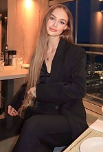 Dariia , 23 years old – light brown hair,  green eyes from Madrid, Spain - Photo 2009359