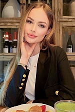Dariia , 23 years old – light brown hair,  green eyes from Madrid, Spain - Photo 2009354