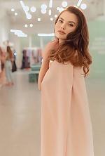 Yuliia , 33 years old – light brown hair,  green eyes from Kyiv, Ukraine - Photo 2009385