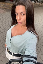 Khrystyna , 30 years old – brunette hair,  green eyes from Zaporizhzhia, Ukraine - Photo 2014084