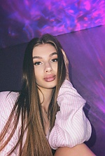 Angela , 21 years old – light brown hair,  green eyes from Kyiv, Ukraine - Photo 2016283