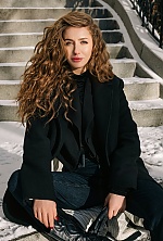 Ivanna , 30 years old – light brown hair,  green eyes from Kyiv, Ukraine - Photo 2019157