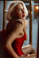 Vladlena , 41 years old – blonde hair,  grey eyes from Los Angeles, United States - Photo 2020202