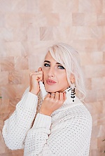 Vladlena , 41 years old – blonde hair,  grey eyes from Los Angeles, United States - Photo 2019268