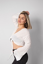 Kseniia , 37 years old – blonde hair,  blue eyes from Odesa, Ukraine - Photo 2019952