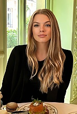 Lyudmila , 29 years old – blonde hair,  green eyes from Kyiv, Ukraine - Photo 2022221