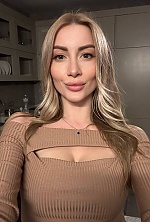 Valentyna , 31 years old – blonde hair,  brown eyes from Kyiv, Ukraine - Photo 2024111