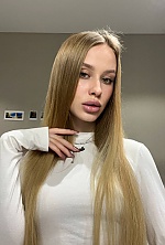 Snizhana , 26 years old – blonde hair,  green eyes from Almaty, Kazakhstan - Photo 2033496