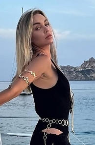 Gorgeous Aleksandra, 40 years old from Ukraine | ID: 2410536