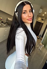 Polina , 23 years old – black hair,  green eyes from Odesa, Ukraine - Photo 2038802