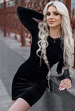 Elena , 38 years old – blonde hair,  brown eyes from Valencia, Spain - Photo 2043060