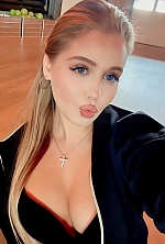 Polina , 19 years old – blonde hair,  hazel eyes from Kyiv, Ukraine - Photo 2055266