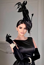 Olesya , 36 years old – black hair,  hazel eyes from Chisinau, Moldova - Photo 2076725