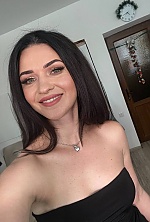 Hanna , 33 years old – black hair,  green eyes from Kamyanets-Podilskyi, Ukraine - Photo 2077113
