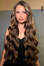 Daiana , 18 years old – light brown hair,  grey eyes from Dnipro, Ukraine - Photo 2079005