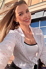 Yana , 31 years old – blonde hair,  blue eyes from Kharkiv, Ukraine - Photo 2087253