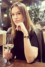 Victoria , 42 years old – light brown hair,  brown eyes from Cherkasy, Ukraine - Photo 2121965
