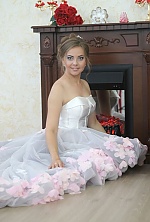 Elena , 33 years old – blonde hair,  green eyes from Luhansk, Ukraine - Photo 564524