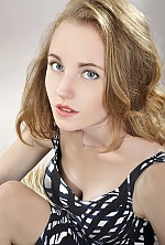 Ekaterina , 32 years old – light brown hair,  grey eyes from Kiev, Ukraine - Photo 603374