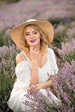 Nataliia , 41 years old – light brown hair,  blue eyes from Lvov, Ukraine - Photo 1142902