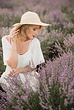 Nataliia , 41 years old – light brown hair,  blue eyes from Lvov, Ukraine - Photo 1302542