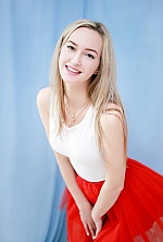 Lyubov , 25 years old – blonde hair,  brown eyes from Kiev, Ukraine - Photo 923765