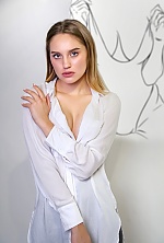 Daryna , 25 years old – blonde hair,  blue eyes from Kharkiv, Ukraine - Photo 996348