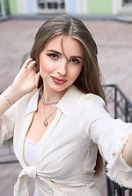 Kateryna , 23 years old – light brown hair,  brown eyes from Kiev, Ukraine - Photo 1824993