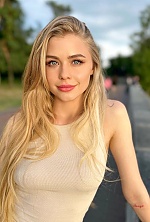 Elena , 24 years old – blonde hair,  blue eyes from Kharkiv, Ukraine - Photo 1817070