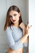 Elena , 27 years old – brunette hair,  green eyes from Zaporozhye, Ukraine - Photo 1043595